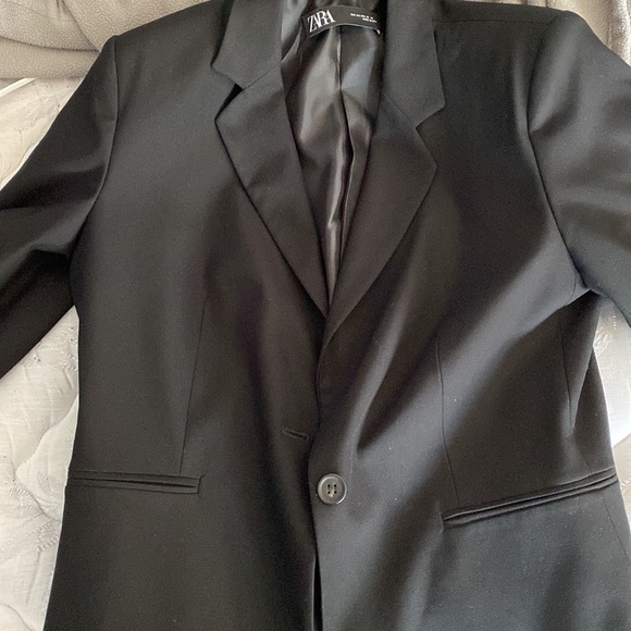 Zara Blazer - Picture 2 of 4